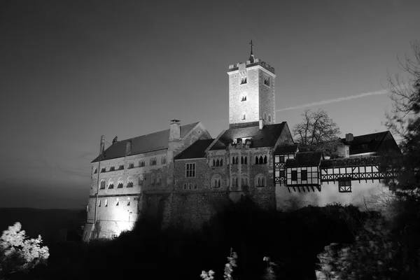 Castelo de Wartburg na Alemanha à noite — Fotografia de Stock