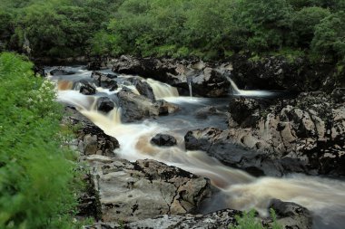 River Glen İrlanda şelaleler