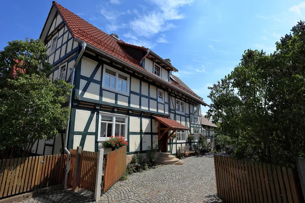 Половина деревянного дома в Германии — стоковое фото