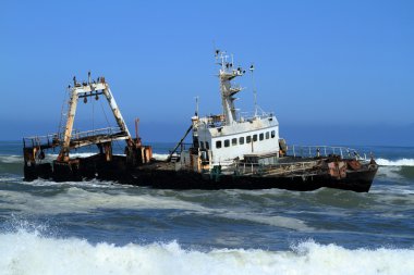 Namibya iskelet kenarı derinliğine batık