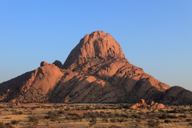 Namibya ülkesindeki Spitzkoppe