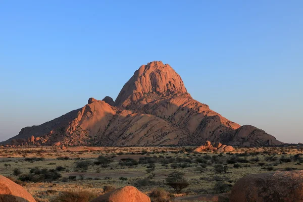 Namibya ülkesindeki Spitzkoppe