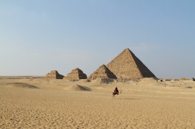 Mısır 'daki Giza Piramitleri ve Sfenksi