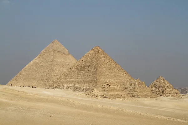 Pyramiderne og sfinksen i Giza i Egypten - Stock-foto