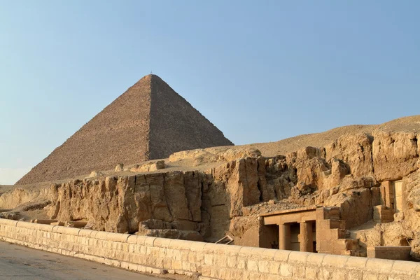 Pyramidy a sfinga z Gízy v Egyptě — Stock fotografie