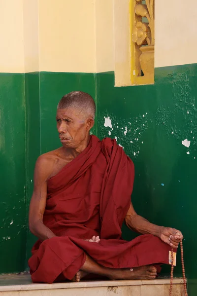 Ein buddhistischer Mönch — Stockfoto