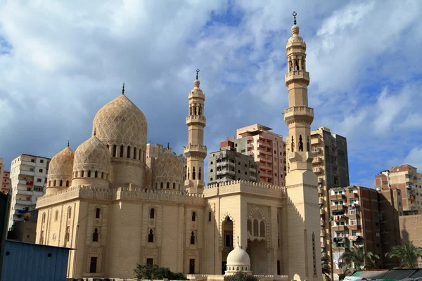 エジプトのアレキサンドリアでモスク — ストック写真