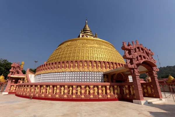 Boeddhistische tempel van Mandalay in Myanmar — Stockfoto