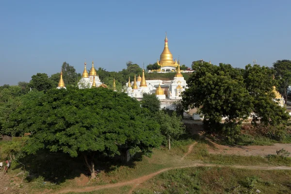 Boeddhistische tempel van Mandalay in Myanmar — Stockfoto