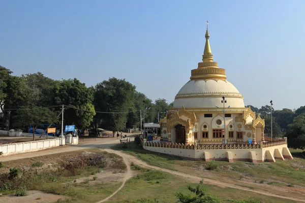 Буддійський храм Mandalay в М'янмі — стокове фото