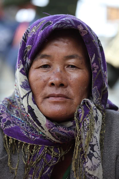 Stara kobieta w Myanmar — Zdjęcie stockowe