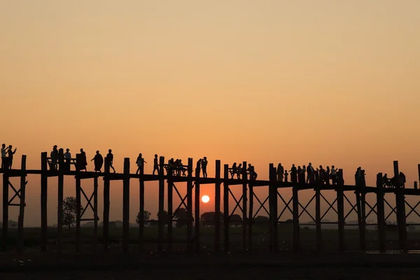 The U Bein Bridge in Myanmar — Stock Photo, Image