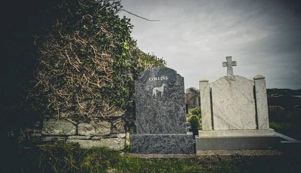 Irland Keltisches Kreuz Auf Dem Mittelalterlichen Kirchhof Alter Gruseliger Friedhof — Stockfoto