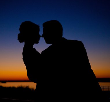 Silhouette Köprüsü ve damat