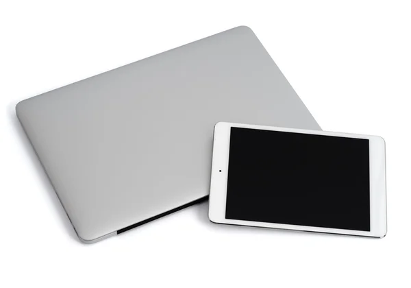 Laptop e tablet — Fotografia de Stock