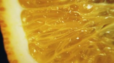 Bir meyvenin yakın çekimi