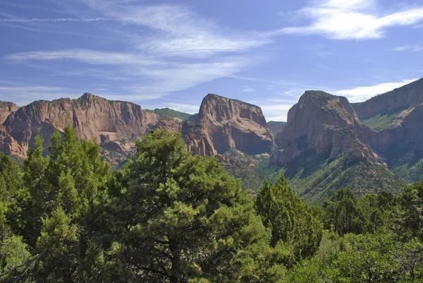 Kolob φαράγγι στο εθνικό πάρκο zion — Φωτογραφία Αρχείου