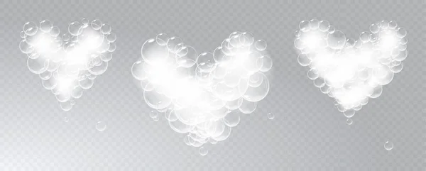 Conjunto de piezas de espuma de jabón en forma de corazón. Vector de jabón realista suds. Símbolo de San Valentín. Fondo transparente. — Archivo Imágenes Vectoriales