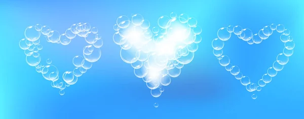 Conjunto de piezas de espuma de jabón en forma de corazón. Vector de jabón realista suds. Símbolo de San Valentín. Fondo azul. — Archivo Imágenes Vectoriales