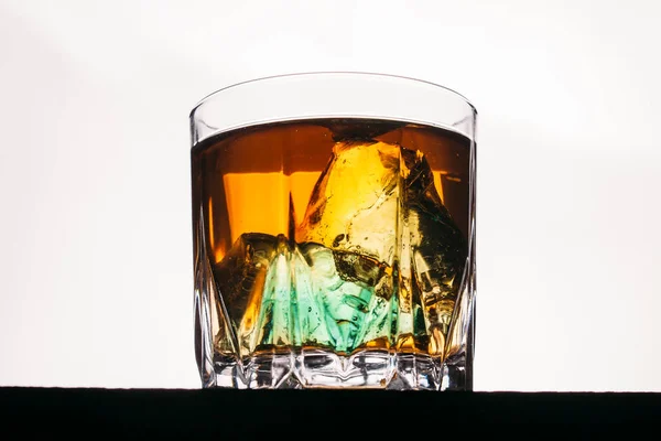 Glass Whiskey Blue Ice White Background Isolate — Stock Photo, Image