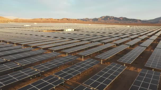 Vista Aérea Módulos Energía Solar Interminable Desierto Atacama Chile — Vídeo de stock