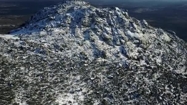 Vista Aérea Das Montanhas Madrid Cobertas Neve Manhã Inverno — Vídeo de Stock