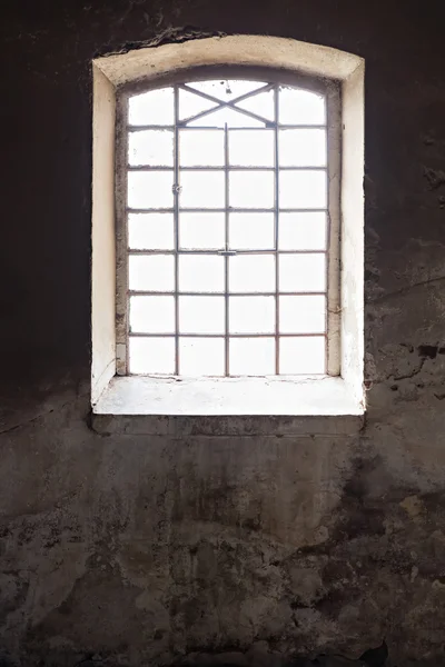 Old window on the wall — Stock Photo, Image