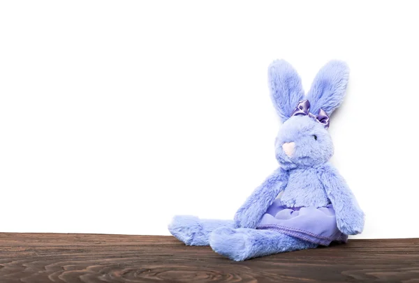 Zabawki królik na białym tle — Zdjęcie stockowe