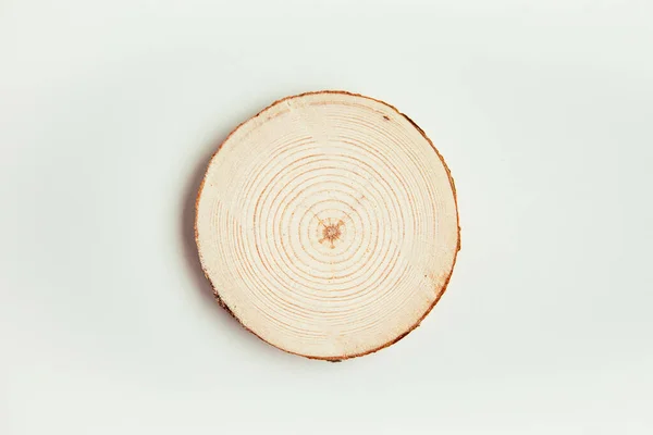 Dřevo Řezané Kulatý Tvar Bílém Pozadí Kulatá Dřevěná Pila — Stock fotografie