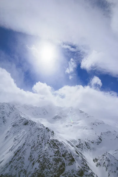 En la cima de la montaña, Montaña Elbrus — Foto de Stock