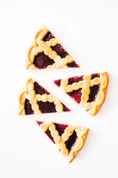 Pedaços de torta de bagas — Fotografia de Stock