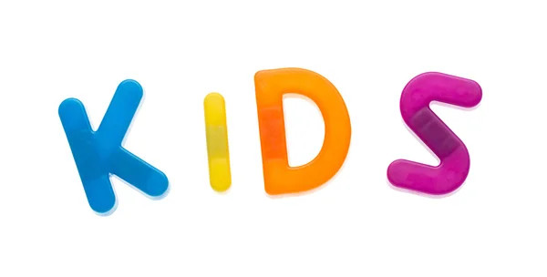 Letras magnéticas KIDS aisladas en blanco — Foto de Stock