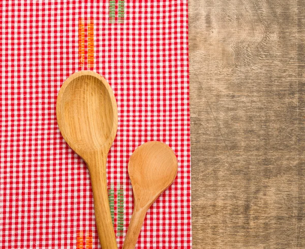 Twee houten lepels — Stockfoto