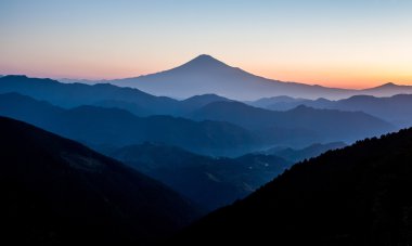 Dağ Fuji güzel gündoğumu zaman
