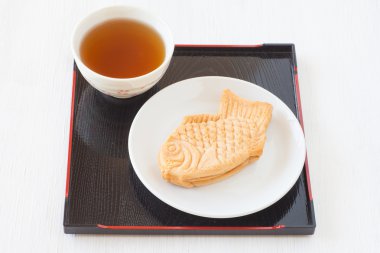 Japon balık pasta şeklinde