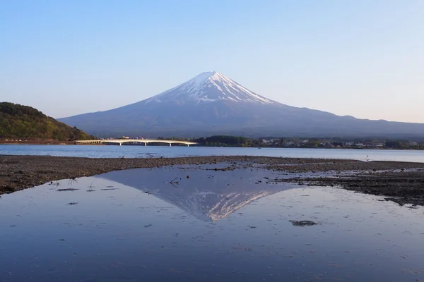 Βουνό fuji και λίμνη — Φωτογραφία Αρχείου