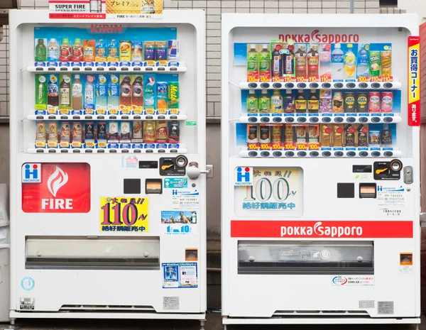 Máquinas de venda automática de várias empresas — Fotografia de Stock