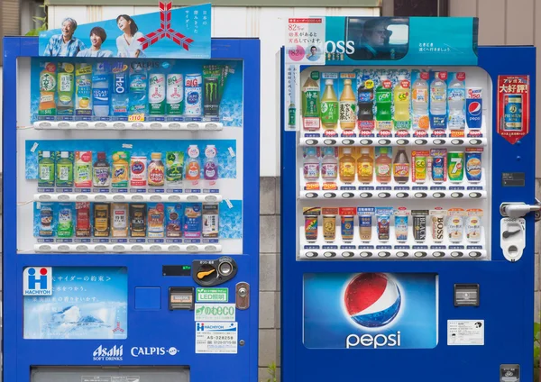 Verkaufsautomaten verschiedener Firmen — Stockfoto