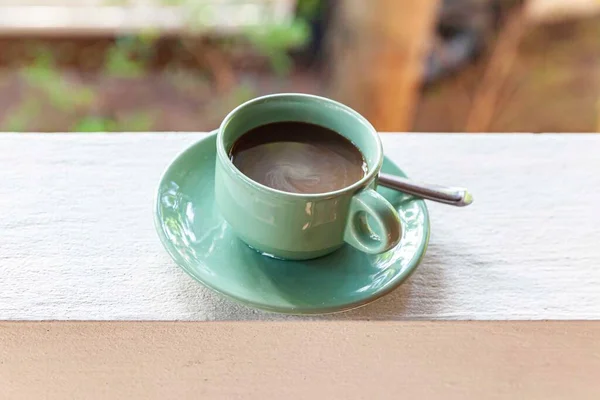 Uma Xícara Café Americana Quente Mesa Dentro Café Moderno — Fotografia de Stock