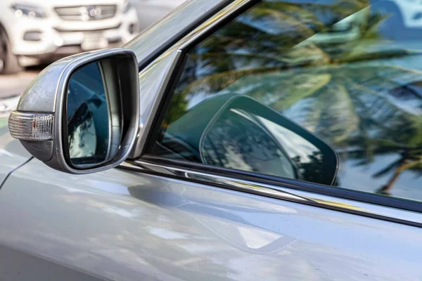 Close - up rearview mirror on the motor vehicle