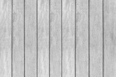 Arka plan için beyaz gri ahşap dokusu dikey. Yüzey ışığı masa üstü görüntüsünden temizlendi. Sanat eserleri ve iç veya dış tasarım için doğal desenler
