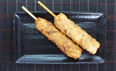 derin kızarmış tavuk diz