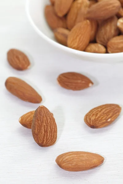 Syrové mandlové ořechy — Stock fotografie