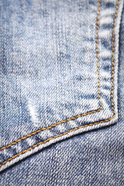 Fechar - em costura de jean azul — Fotografia de Stock