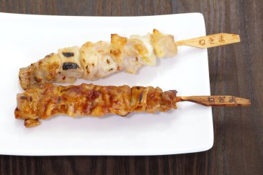 Tuz ile ızgara tavuk