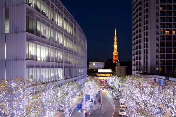 ライトで東京の通り — ストック写真