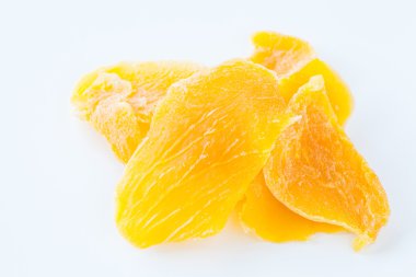 Kurutulmuş mango dilimleri