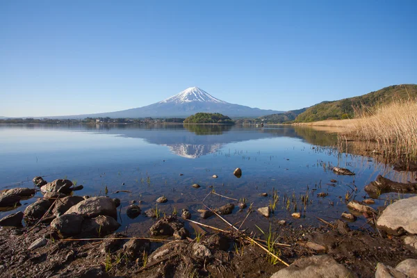 Montaña Fuji desde el lago Kawaguchiko —  Fotos de Stock