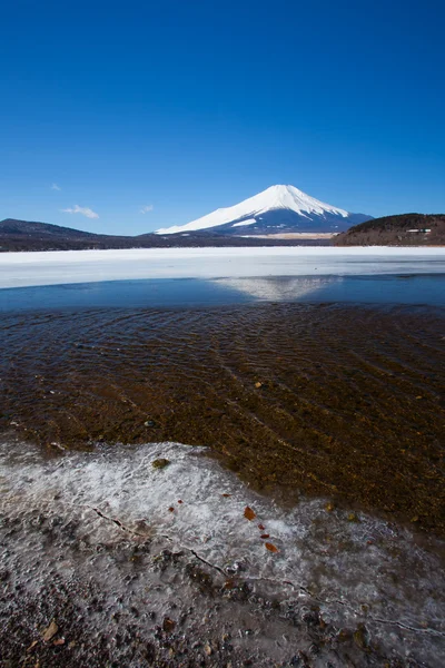 Berg fuji en lake yamanakako — Stockfoto