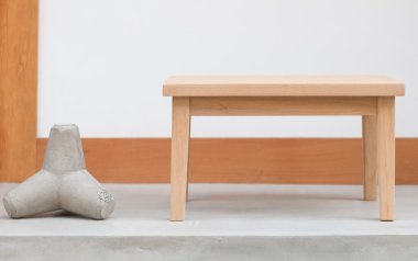 Basit kahverengi ahşap masa